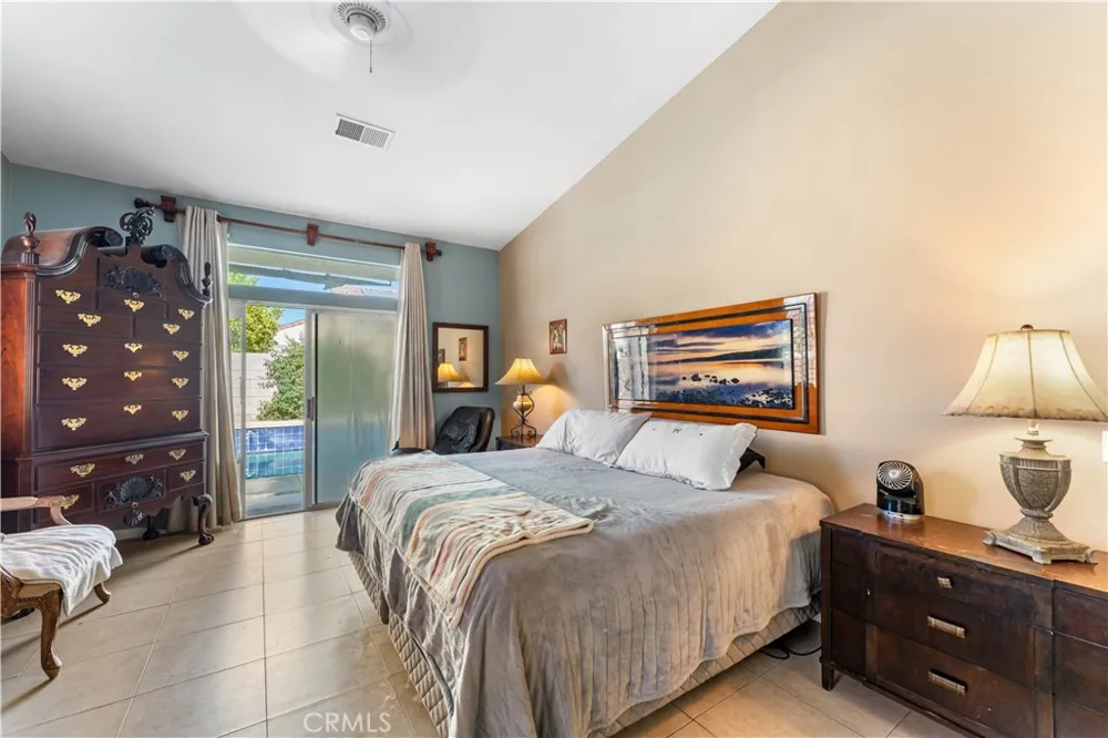 40621 Terraza Palm Desert, CA 92260
