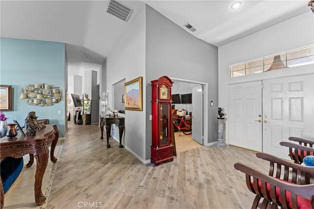 40621 Terraza Palm Desert, CA 92260