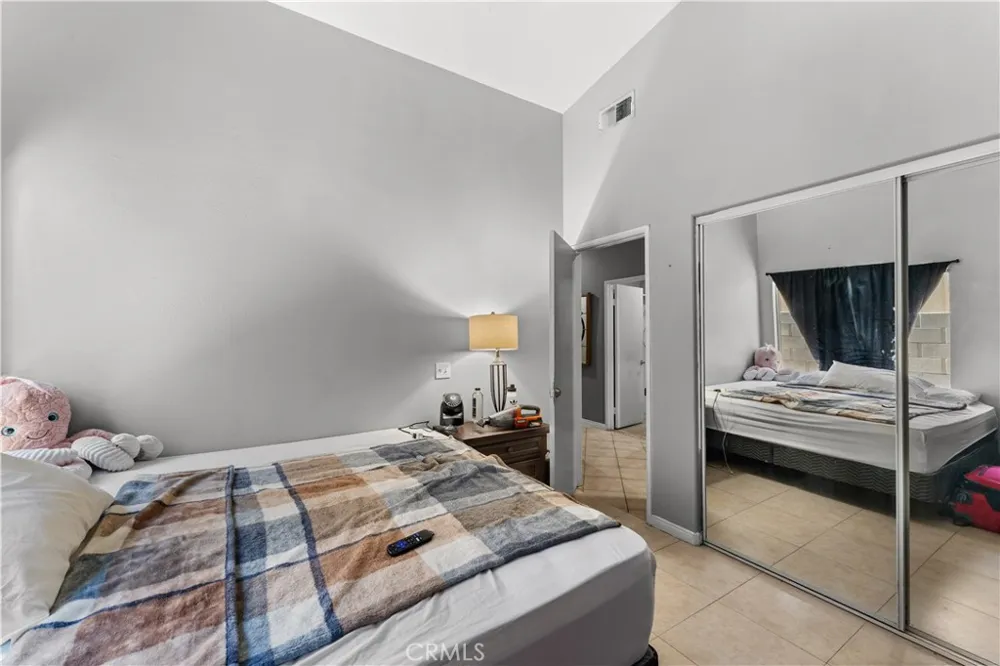 40621 Terraza Palm Desert, CA 92260
