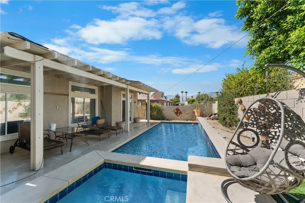 40621 Terraza Palm Desert, CA 92260