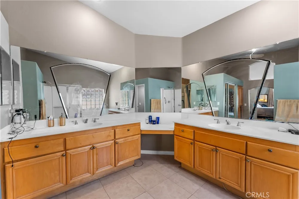 40621 Terraza Palm Desert, CA 92260