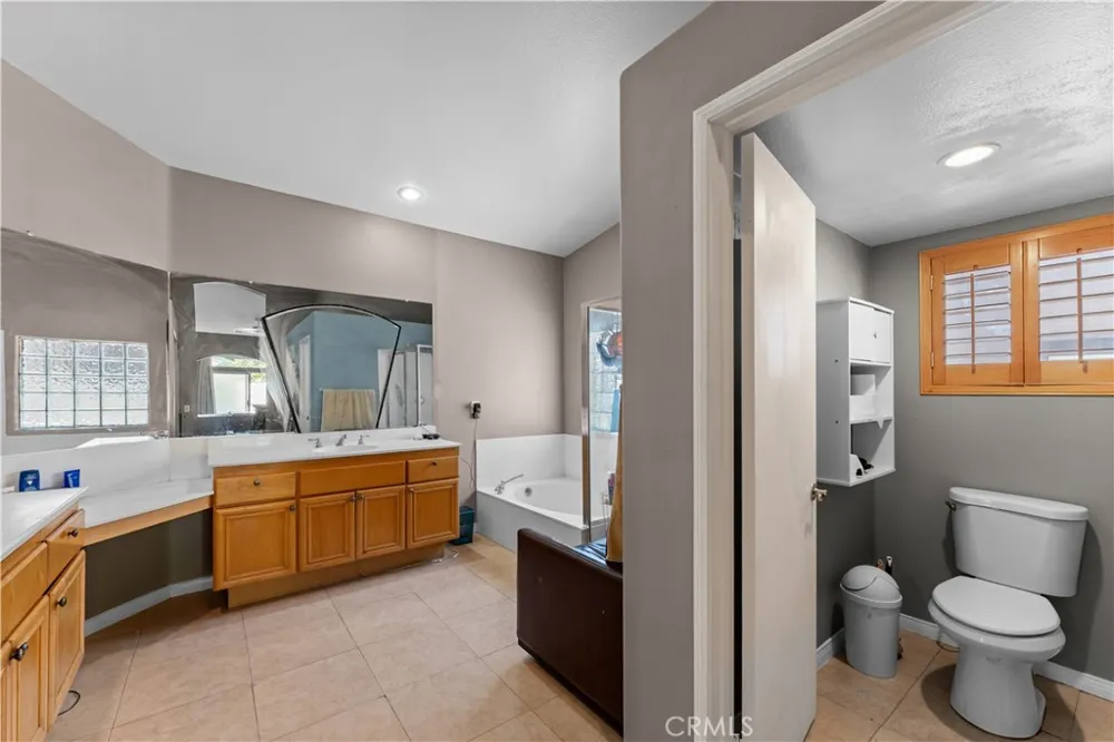 40621 Terraza Palm Desert, CA 92260
