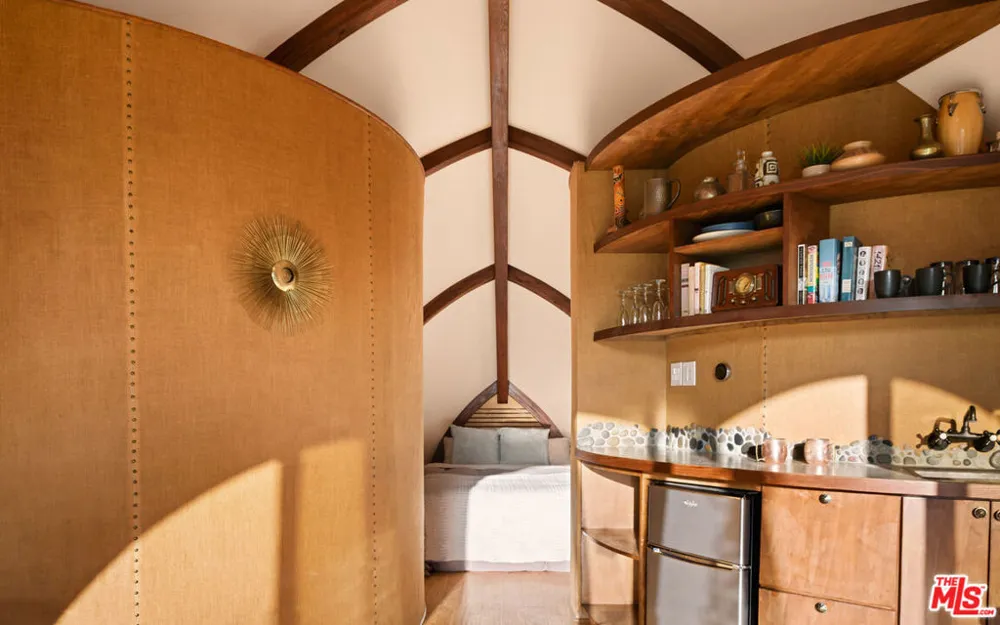 34550 Mulholland Highway Malibu, CA 90265