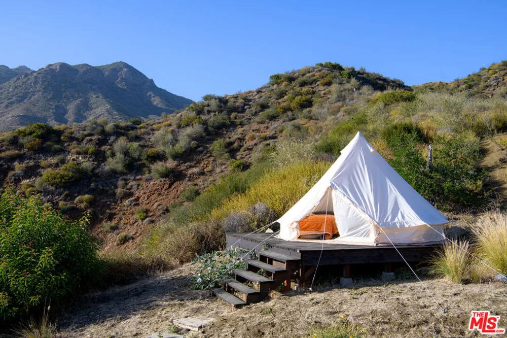34550 Mulholland Highway Malibu, CA 90265