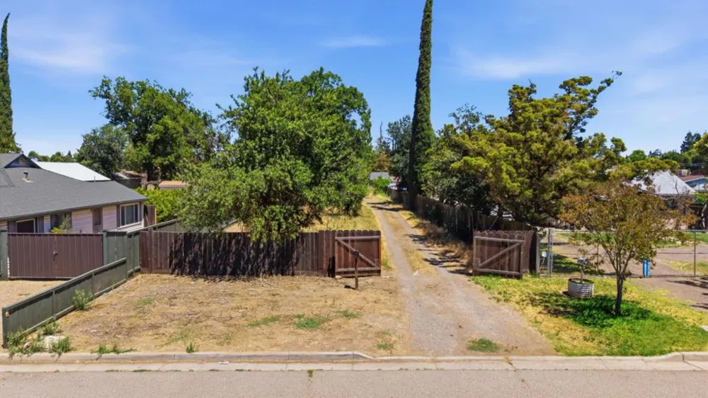 2908 Oleander Avenue Merced, CA 95340