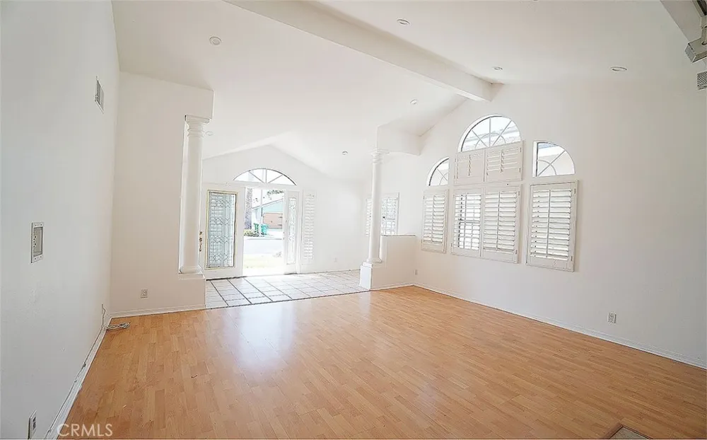 14925 Laurelgrove Circle Irvine, CA 92604