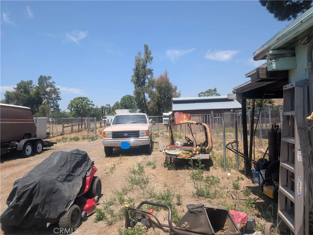 32260 Avenue E Yucaipa, CA 92399