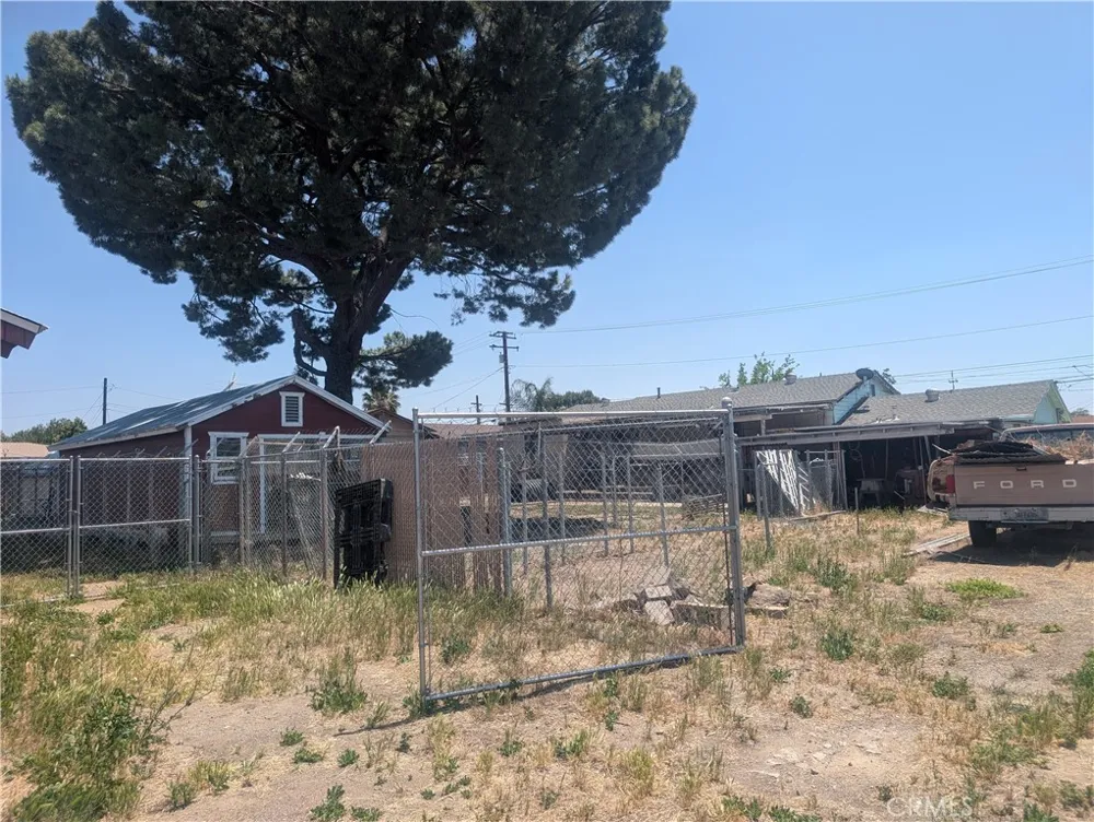 32260 Avenue E Yucaipa, CA 92399