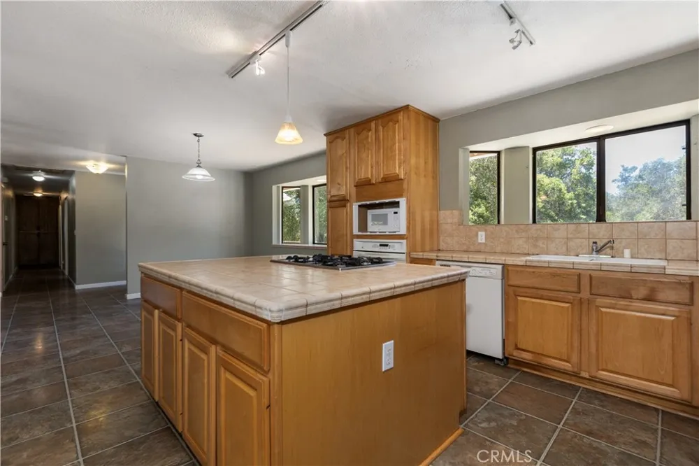 7905 San Gregorio Road Atascadero, CA 93422