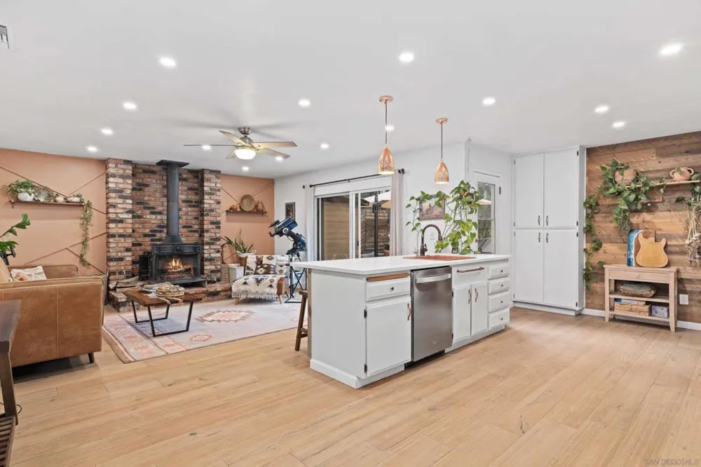 28960 Cedar Lane Pine Valley, CA 91962