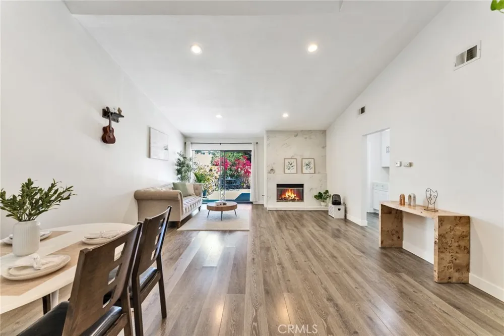 2103 Dublin #2 Diamond Bar, CA 91765