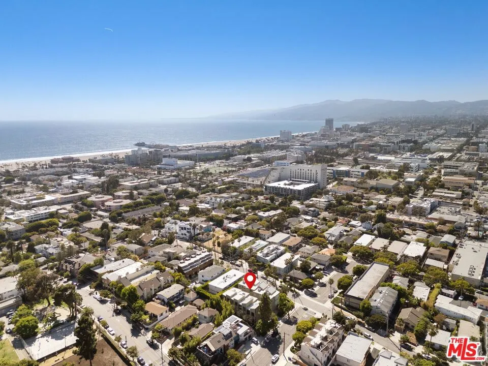 650 Pacific Street #8 Santa Monica, CA 90405