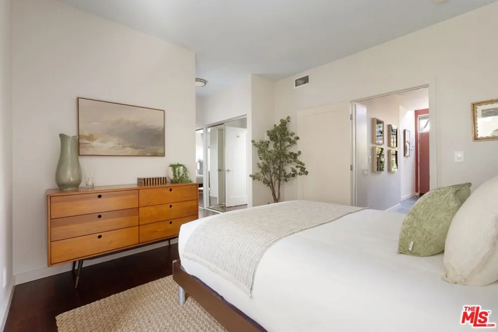650 Pacific Street #8 Santa Monica, CA 90405