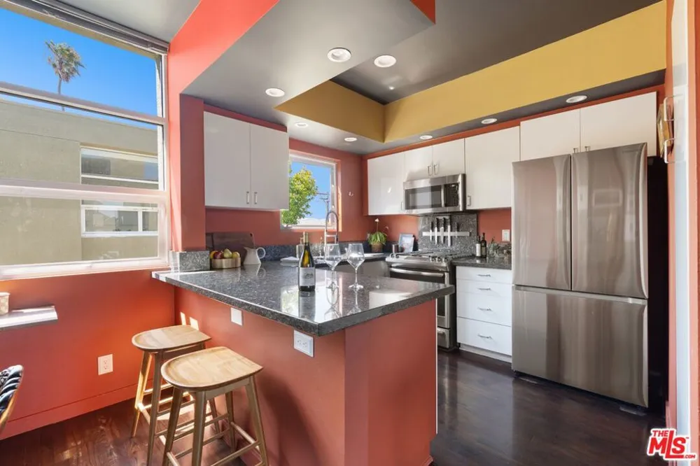 650 Pacific Street #8 Santa Monica, CA 90405