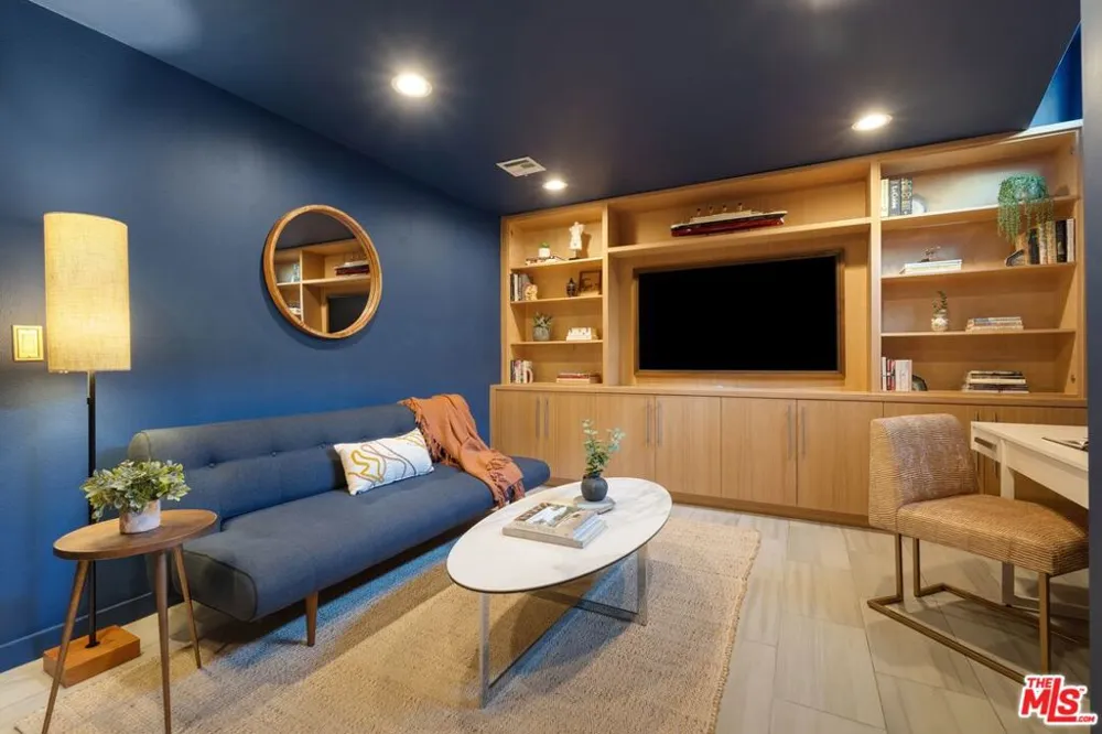 650 Pacific Street #8 Santa Monica, CA 90405