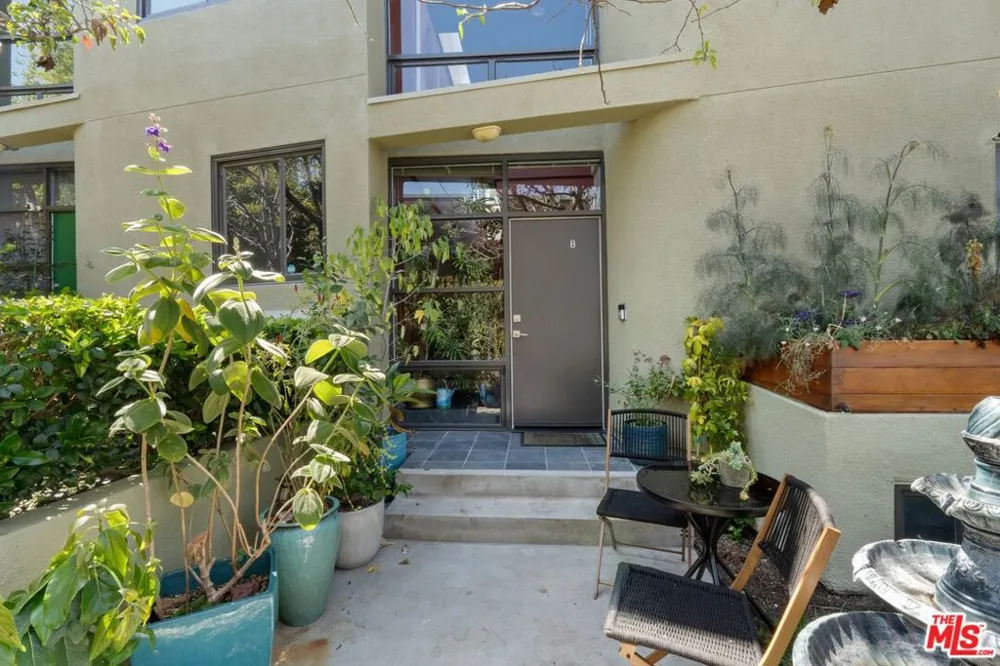 650 Pacific Street #8 Santa Monica, CA 90405