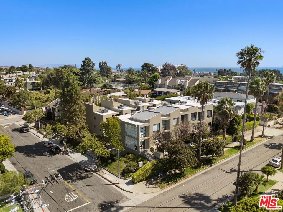 650 Pacific Street #8 Santa Monica, CA 90405