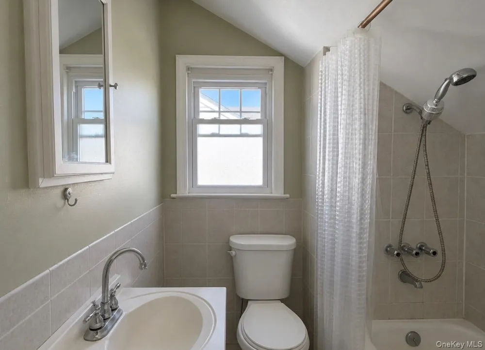 146-23 22nd Avenue Whitestone, NY 11357