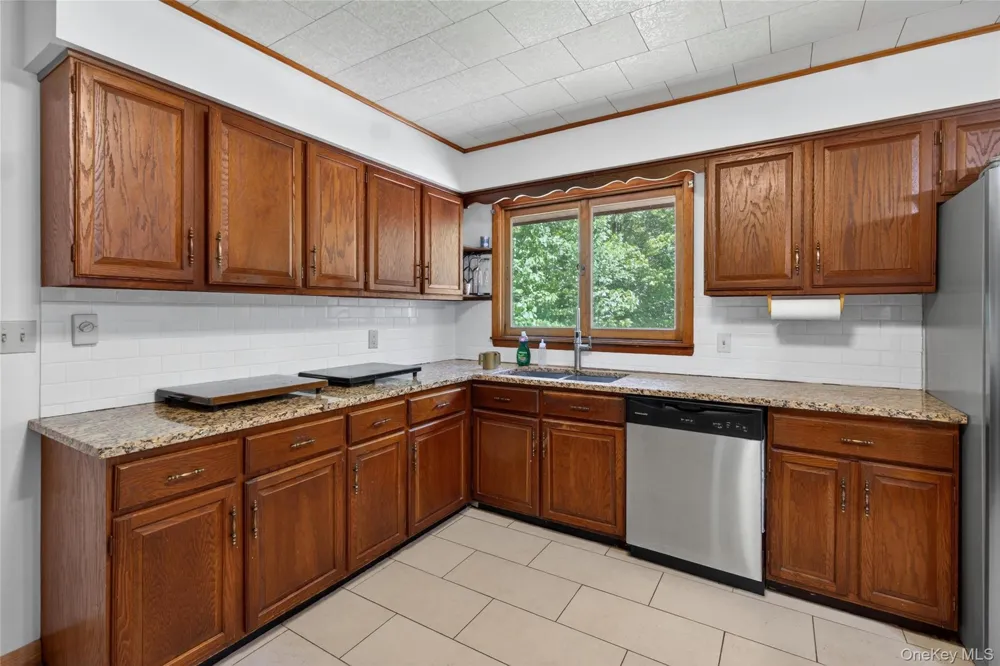 74 Cr-23c Street Hunter, NY 12442