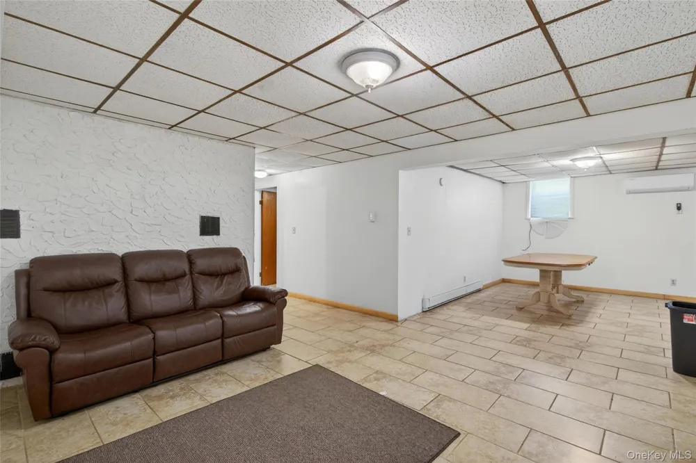 74 Cr-23c Street Hunter, NY 12442
