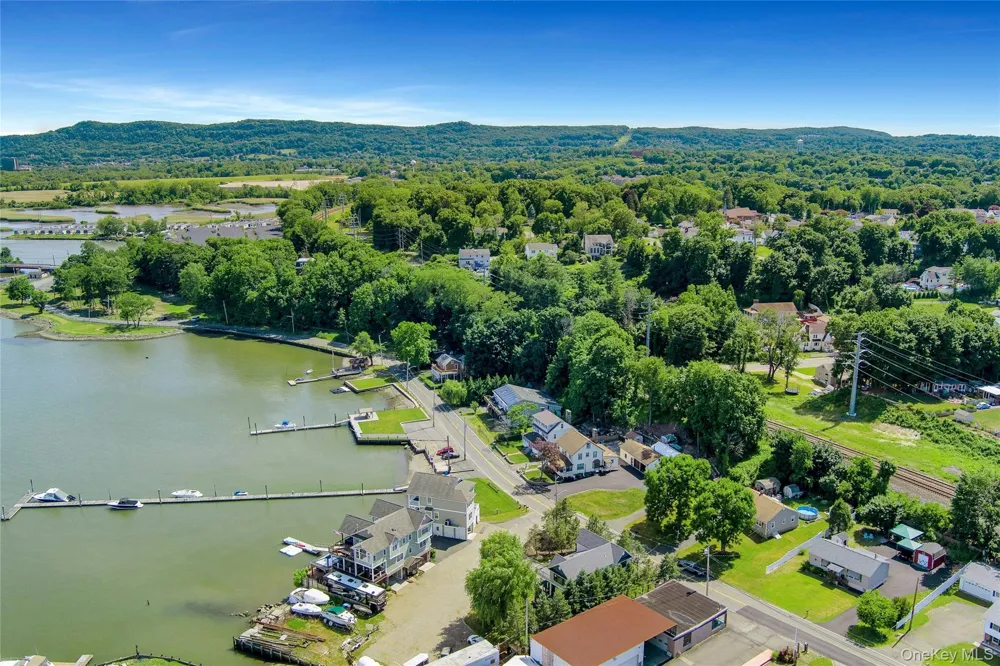 74 Beach Road Stony Point, NY 10980