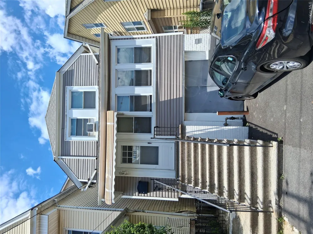 4335 Byron Avenue Bronx, NY 10466