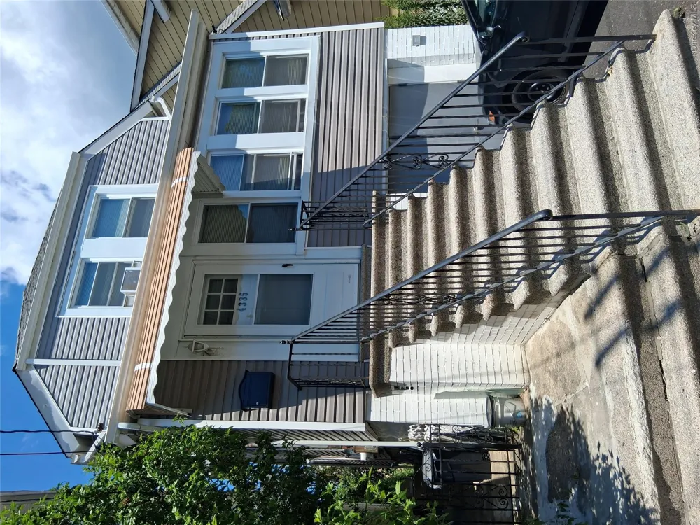 4335 Byron Avenue Bronx, NY 10466