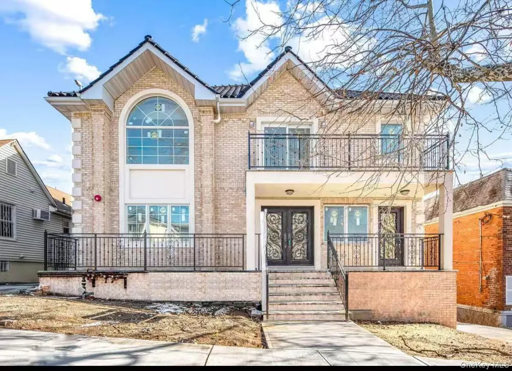 2563 125th Street Flushing, NY 11354