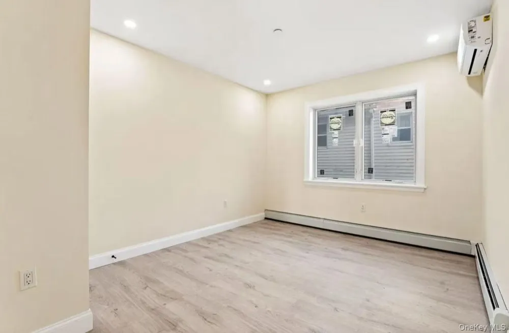 2563 125th Street Flushing, NY 11354