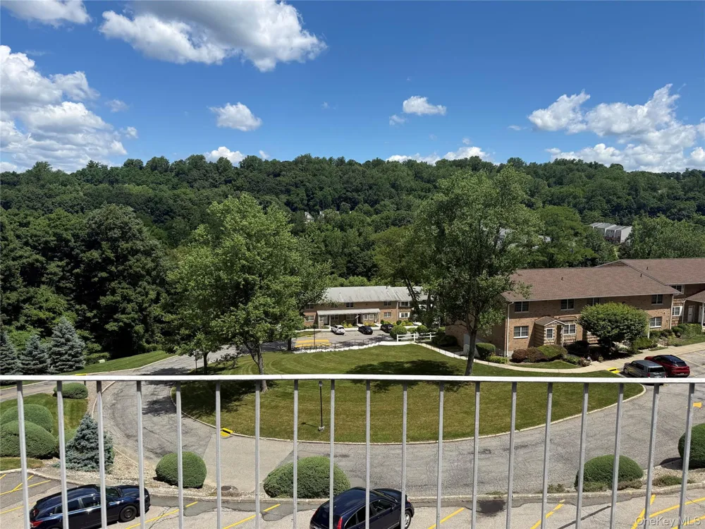 1840 Crompond Road #7D4 Peekskill, NY 10566