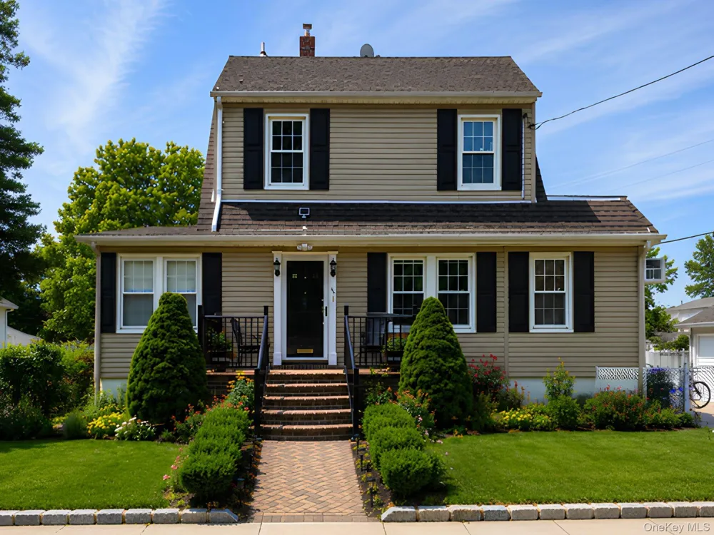64 Avondale Street Valley Stream, NY 11581
