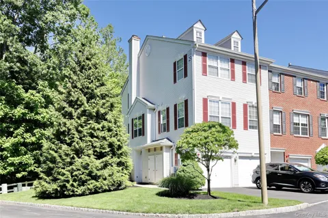 141 Meadow Lane