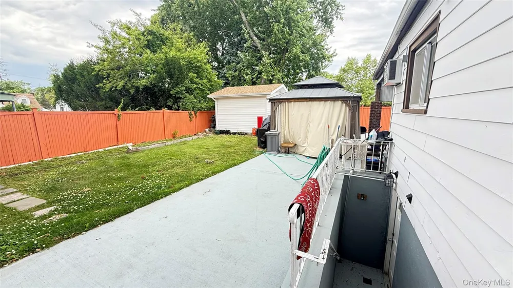 706 Partridge Avenue West Hempstead, NY 11552