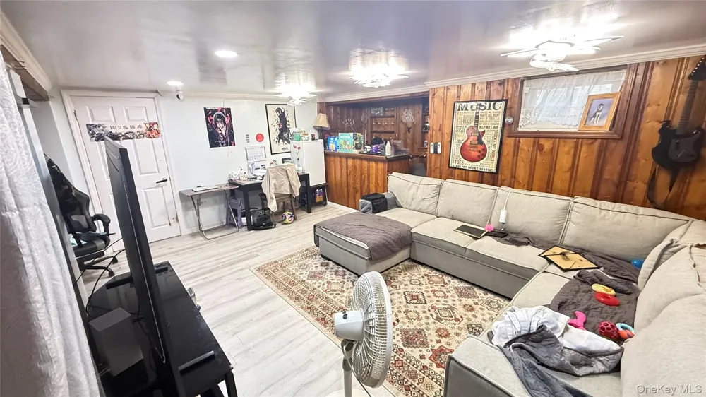 706 Partridge Avenue West Hempstead, NY 11552