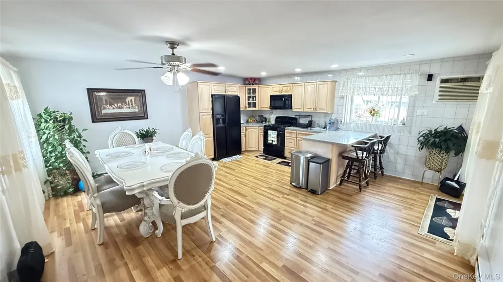 706 Partridge Avenue West Hempstead, NY 11552