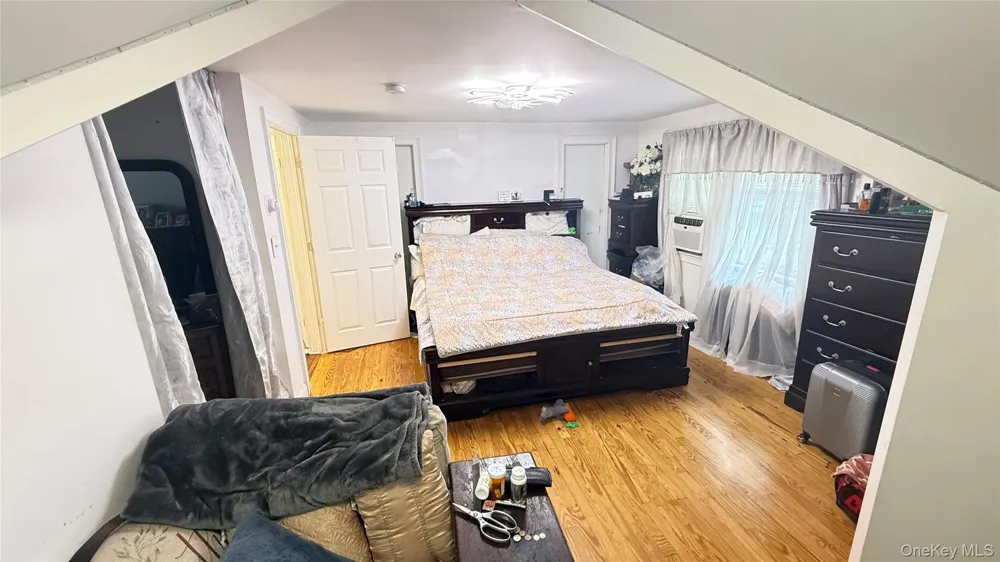 706 Partridge Avenue West Hempstead, NY 11552