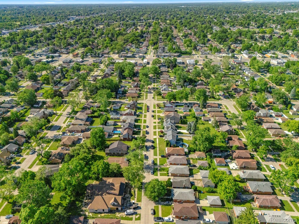 Kingsbury Street Dearborn Heights City, MI 48127