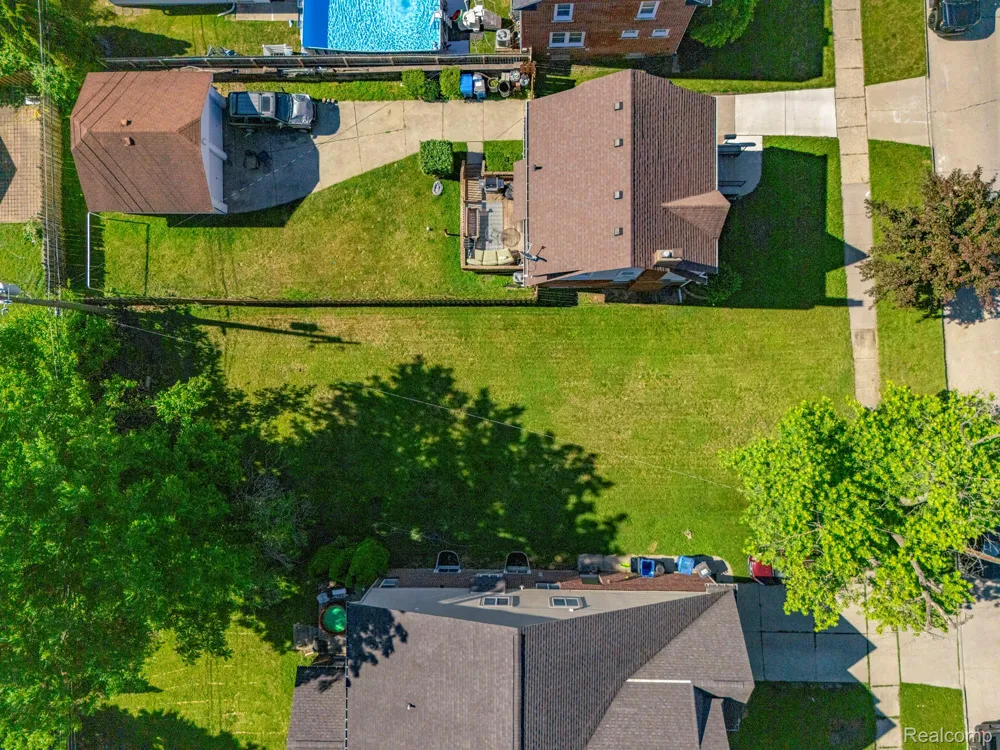 Kingsbury Street Dearborn Heights City, MI 48127