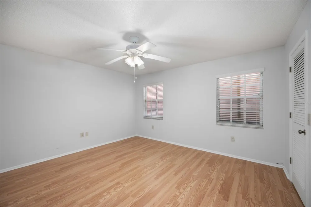 3411 57TH AVENUE DRIVE W #6 Bradenton, FL 34210