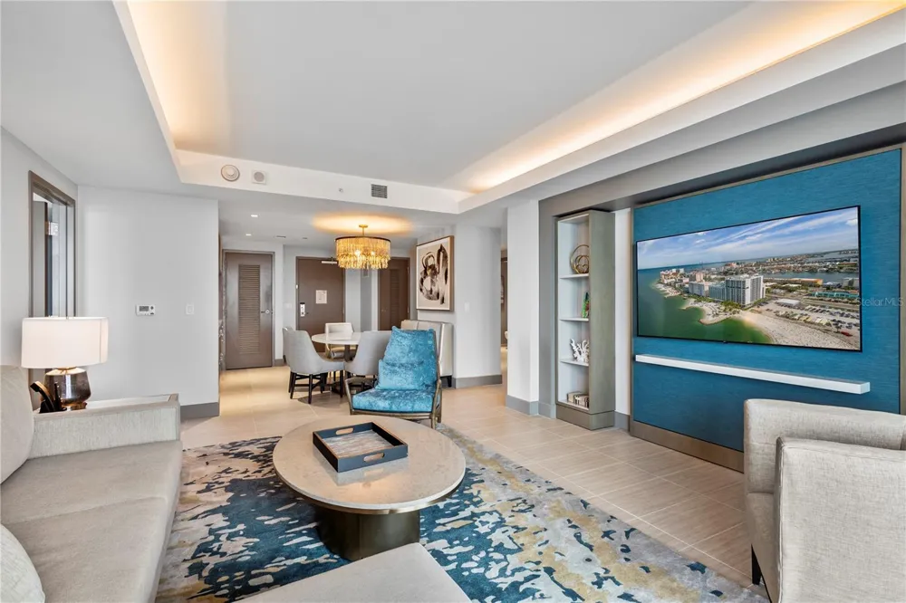 691 S GULFVIEW BOULEVARD #1211 Clearwater Beach, FL 33767