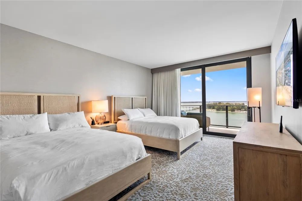 691 S GULFVIEW BOULEVARD #1211 Clearwater Beach, FL 33767