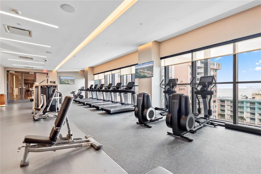 691 S GULFVIEW BOULEVARD #1211 Clearwater Beach, FL 33767