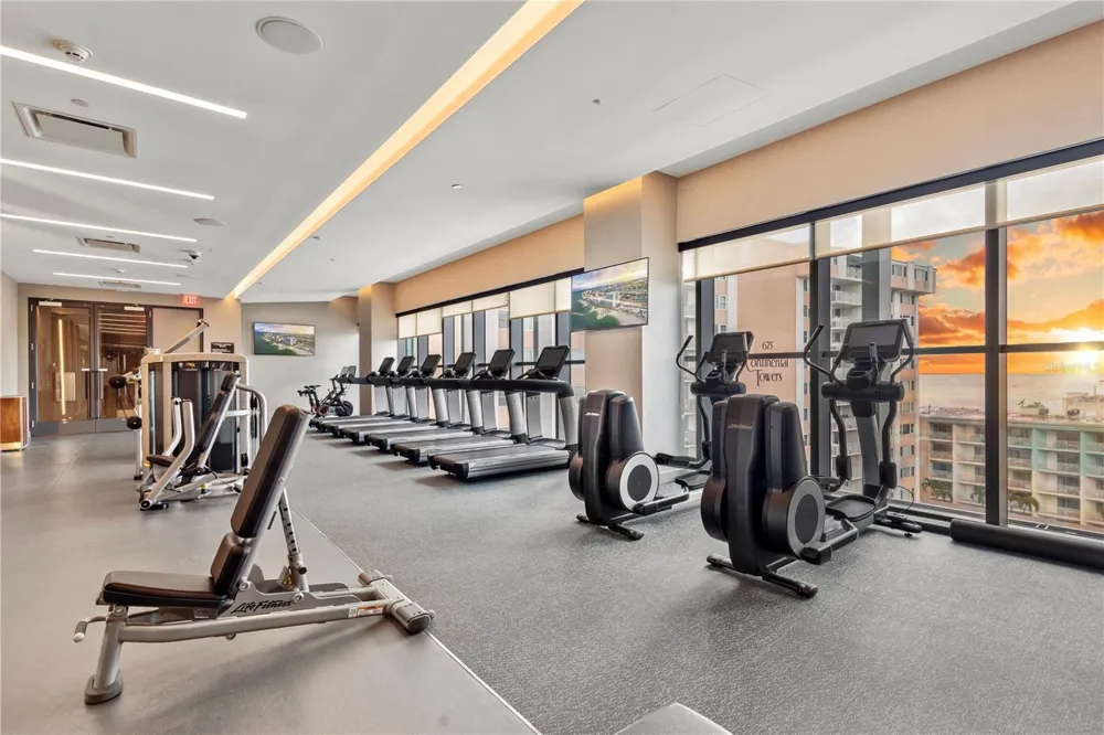 691 S GULFVIEW BOULEVARD #1211 Clearwater Beach, FL 33767