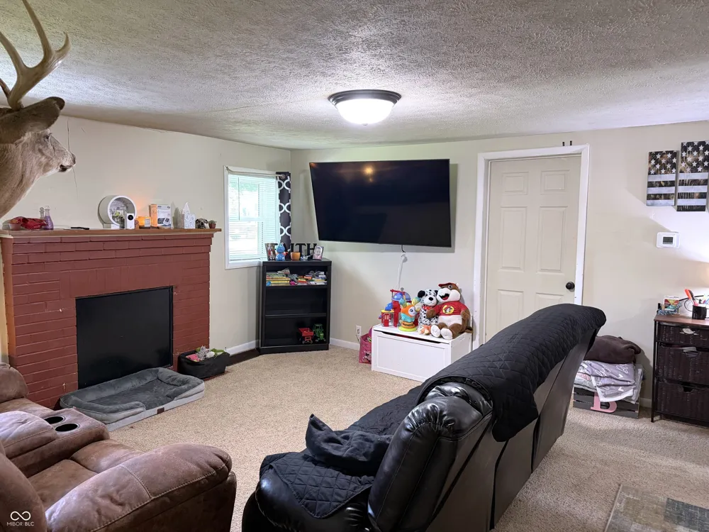 114 E Green Street Waveland, IN 47989