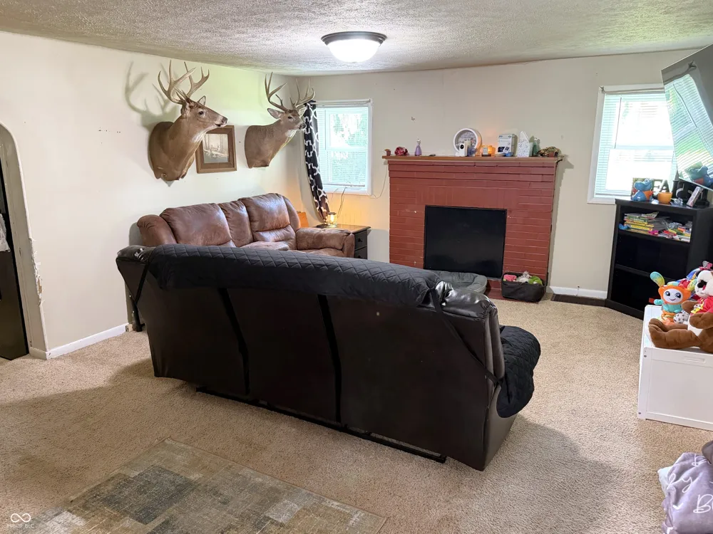 114 E Green Street Waveland, IN 47989