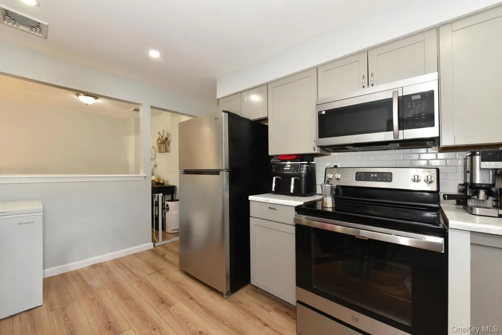 10 Miller Avenue Central Islip, NY 11722