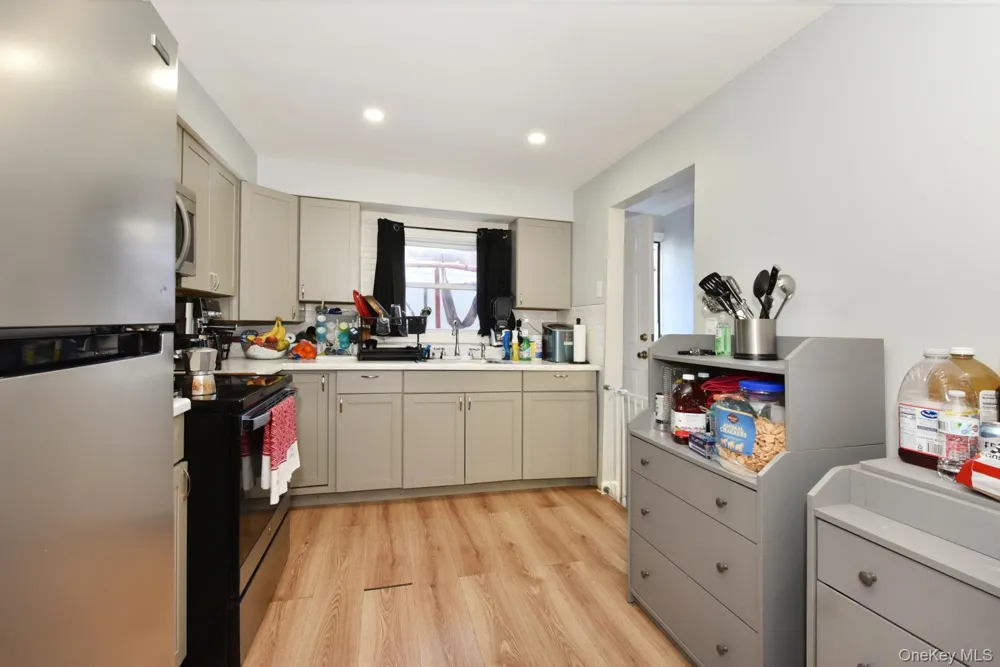 10 Miller Avenue Central Islip, NY 11722
