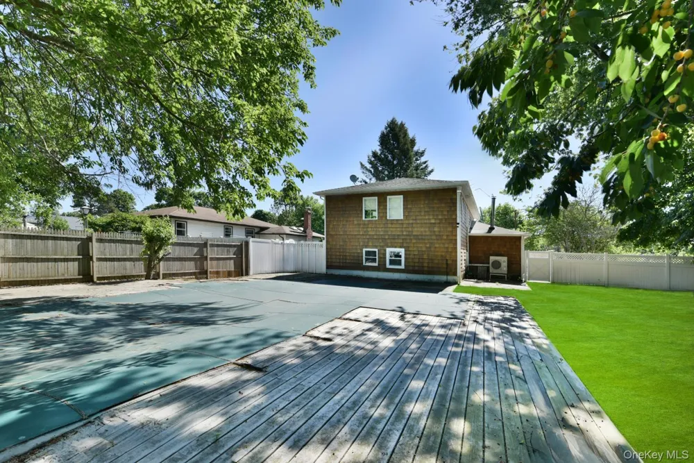 10 Miller Avenue Central Islip, NY 11722