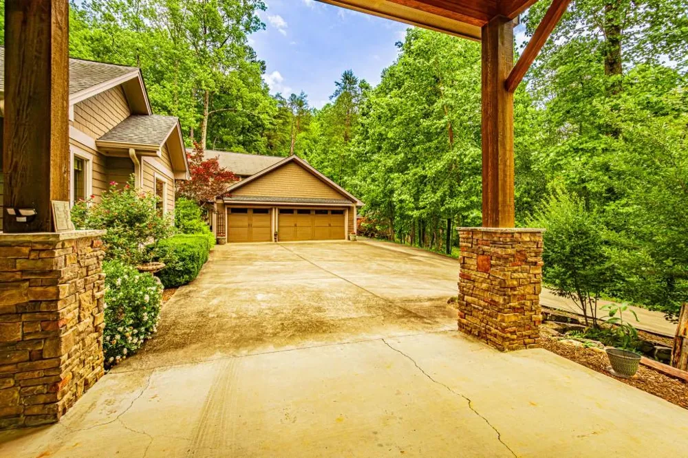190 Still Road Clarkesville, GA 30523