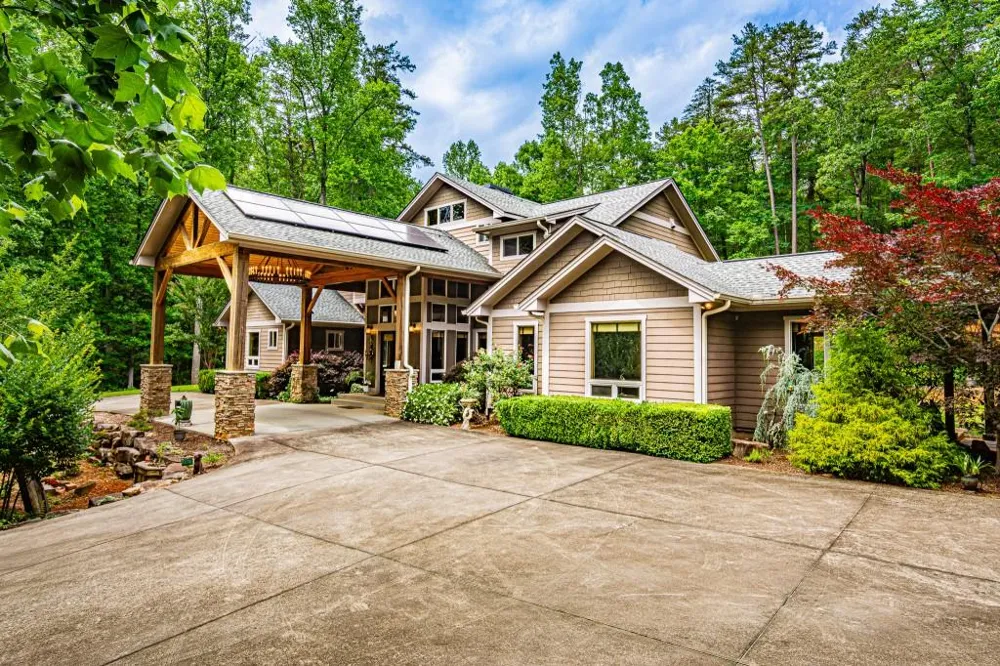 190 Still Road Clarkesville, GA 30523